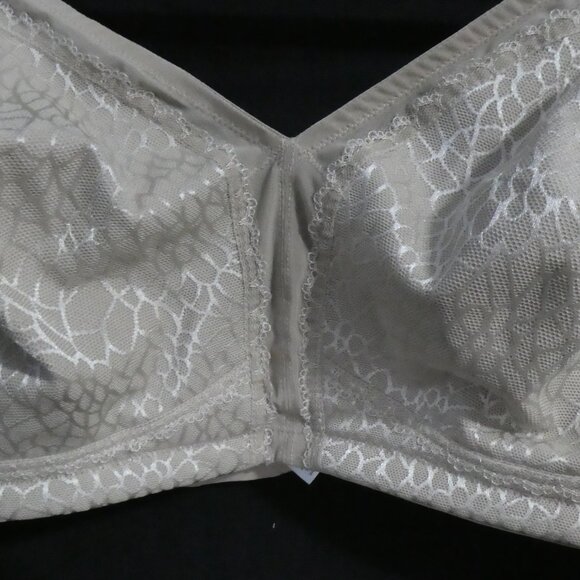Unbranded | 42 DD | Elegant Textured Beige Bra | *Padding Not Included - Picture 4 of 12
